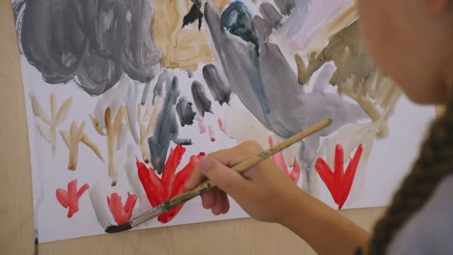 Я - ПРАВНУЧКА ГЕРОЯ ВОЙНЫ смотреть онлайн