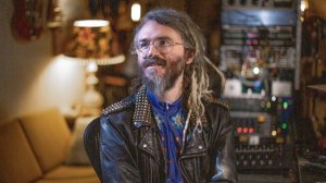 02. Tape Layback, Curve Analysis, Sampling From Vinyl, Mix Checking, Plugins vs Hardware