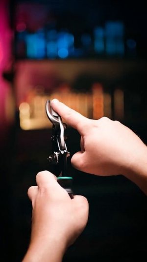 Чем отличаются ПРАВЫЕ и ЛЕВЫЕ ножницы по МЕТАЛЛУ? Всё ПРОСТО! #инструмент #своимируками #ремонт