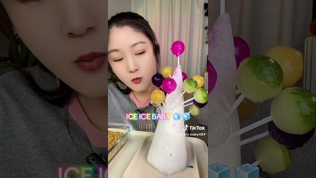 Чупа чупсы из цветного льда! АСМР вкусный жёсткий лёд! смотреть онлайн