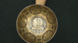 Поющая чаша Бутанская 24,5 см, Ре 143 Гц, Ля 430 Гц