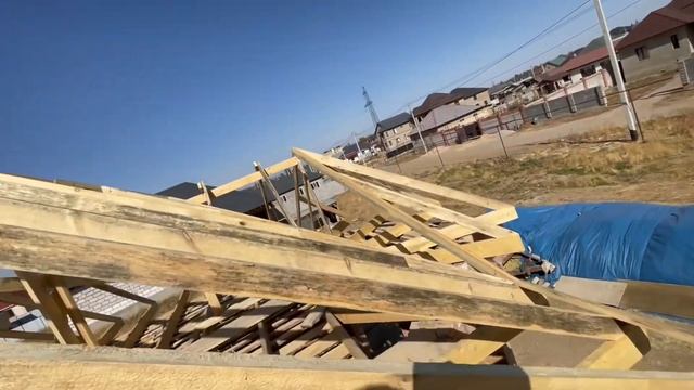 Үй салғызсаңыз қараңыз. Криша жабу, кирпич өру, фундамент құйғызу жұмыстары.#стройка #фундамент смотреть онлайн