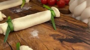 ✔️ Я НЕ МОГУ ПЕРЕСТАТЬ ЭТО ДЕЛАТЬ! Гениальный рецепт закуски из слоеного теста!_1