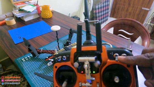 How to Arm and Calibrate GPS for DJI Naza M lite/ Mv2 Flight controller @Radiolink_official смотреть онлайн