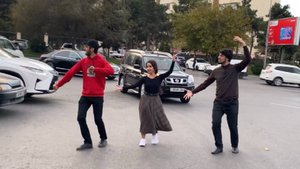 Девочка Танцует Красиво На Дороге Мадина ALISHKA Лезгинка 2025 Lezginka Dance Madina Baku Кайф Песня