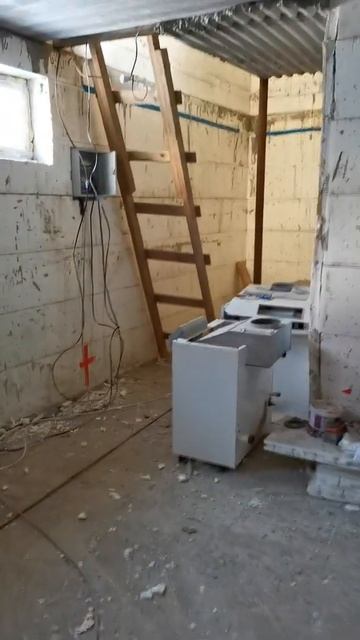 Дом Эмо. Цокольный этаж