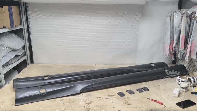 Накладки на пороги AMG Mercedes clk w208 рестайлинг 1999-2003 смотреть онлайн