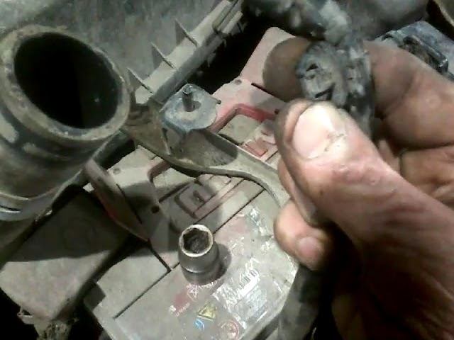 как поменять радиатор системы охлаждения Toyota Avensis 2 2006г.в. + кат№ смотреть онлайн