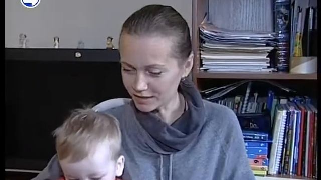 Мать с детьми выселяют смотреть онлайн