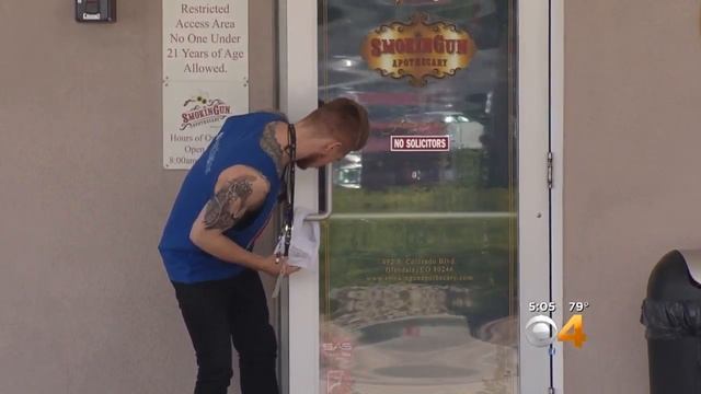 Coalition Places Baby Bibs On Marijuana Dispensary Doors смотреть онлайн