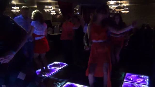 Бачата на вечеринке "Dame Salsa" ТС Луна в арт-клубе "Игуана" 27.04.2014 смотреть онлайн