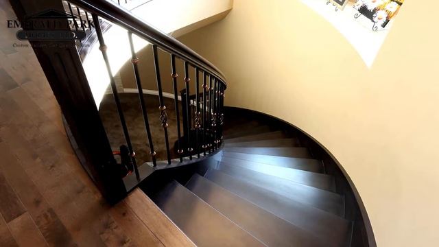 1,975sq.ft walk-out bungalow in White City (SOLD) смотреть онлайн