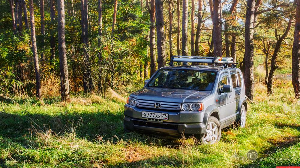 Honda Crossroad ホンダクロスロード Снятие обшивки (карты) задних дверей.