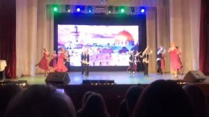 Еврейский танец ровесник