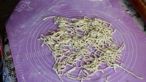 Самодельная лапшичка из моего детства.