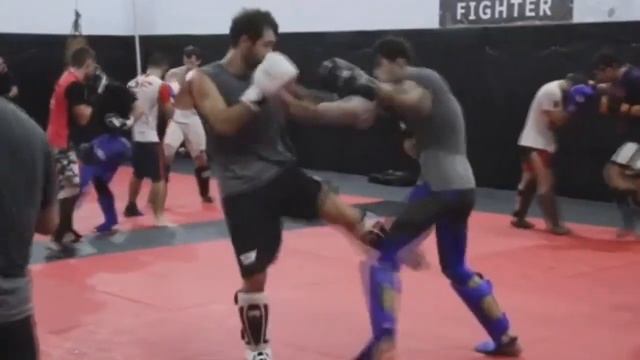 Забит Магомедшарипов тренируется к бою с Джереми Стивенсам смотреть онлайн