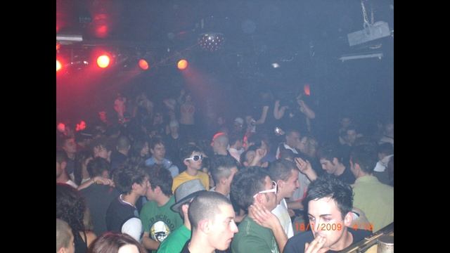 Dj Moko, voice Master Enjoy @ Red Zone Club - Chiusura 2008 смотреть онлайн