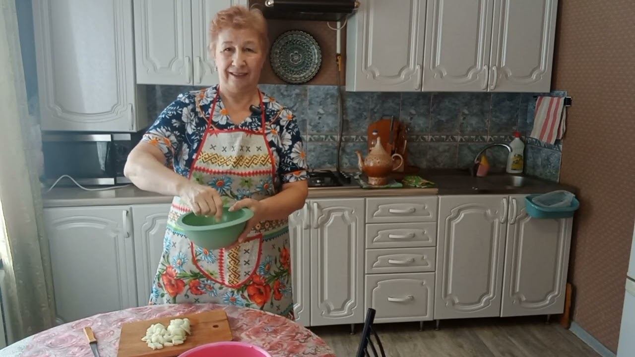Укореняю букетные розы, готовлю сочные котлеты.