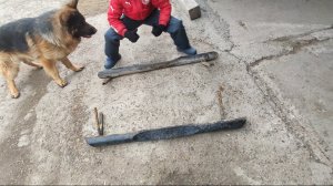 Снял пороги Нивы с помощью болгарки и молотка. Больше не хочу..