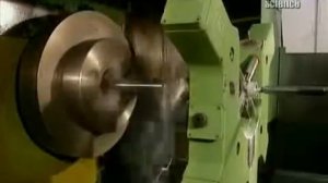 Производство шасси самолета