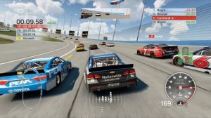 NASCAR 15 - Steam Deck Gameplay
