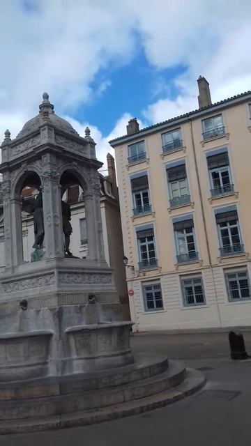 Лион смотреть онлайн