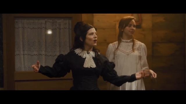 За призрачной дверью смотреть онлайн