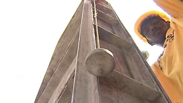 Column Shuttering смотреть онлайн