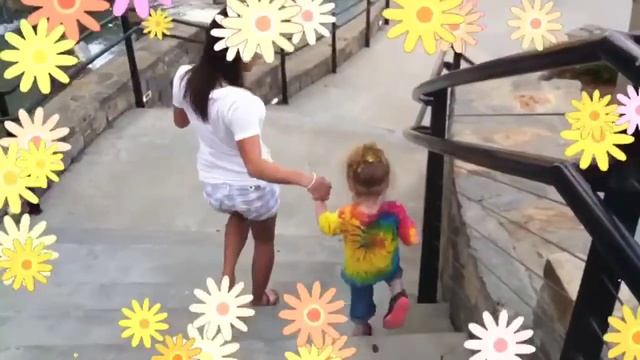 My video star I made with my cousin Jenna and mom and little sister ! :) it's was really windy.. c; смотреть онлайн