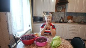 Готовлю, заготавливаю,убираю.