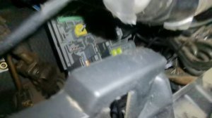 Где находится реле стартера Honda Element