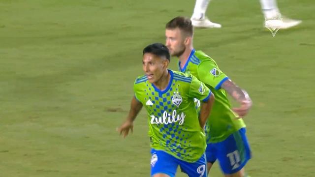 EQC Play of the Match: Raúl Ruidíaz heads home a cross from Nicolás Lodeiro смотреть онлайн