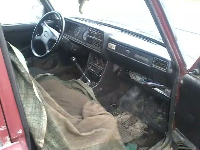 что делать, если крышка бардачка на 2104,05,07 открывается на ямах. смотреть онлайн