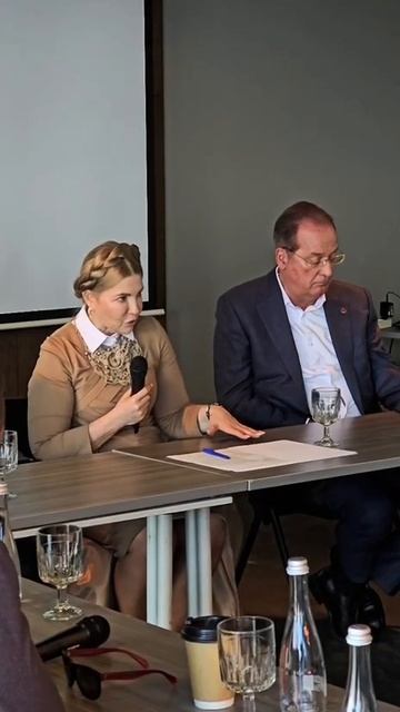 🔥🤪🤡
Юлия Тимошенко допустила «корейский сценарий» завершения войны.