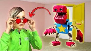 Бокси БУ дарит СТРАННЫЕ ОЧКИ ! ЧТО Boxy Boo хочет ВЗАМЕН ?