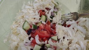 приготовили вкусный, легкий, весенний, овощной салат, жизнь в деревне, салат из овощей быстро