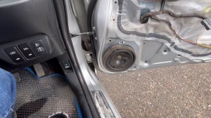Замена штатных динамиков в Honda Fit II на DL Audio Anaconda 165 coax