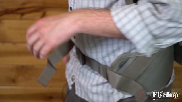 Fishpond Wind River Roll Top Review | Ashland Fly Shop смотреть онлайн