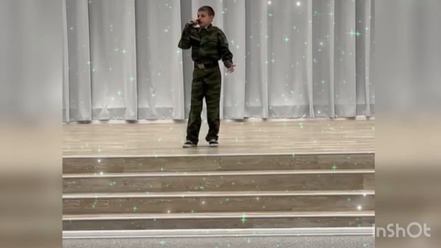 Стих 
«МЫ ГОВОРИЛИ С МАМОЙ О ВОЙНЕ»