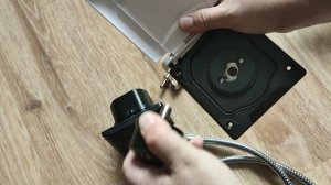 Автодом газовый люк и внешний душ монтаж на внешнюю стену кемпера www.autodom-shop.ru 89151021921