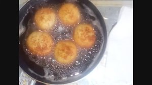 КОТЛЕТЫ-БОМБОЧКИ С СЫРОМ И ГРИБАМИ.