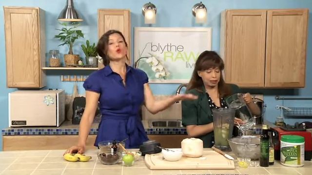 Silky Smooth Carob Nut Shake by Dorit - Blythe Raw Live смотреть онлайн