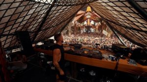 Querox - Universo Paralello Festival  24/25