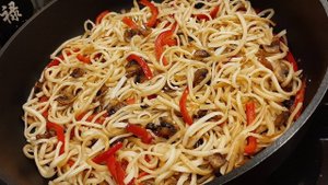 Вкусный ужин за 25 минут! Лапша УДОН с Овощами и Грибами. Лапша Удон рецепт