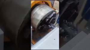 Нарезка резьбы М20 на резьбонарезном полуавтомате 5993