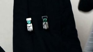 Серебряные серьги AQUAMARINE с фианитом и гидротермальным изумрудом А43479АГ