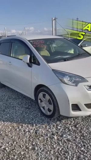 TOYOTA RACTIS 2015г.в. в Японии, готовится к отправке во Владивосток 900.000 рублей.