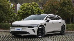 Новый Zeekr 007GT 2025: названа дата премьеры