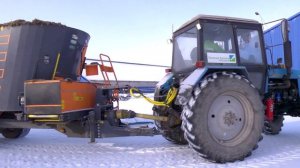 На видео мы делимся отзывом о универсальном кормосмесителе Серии MV