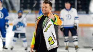 Жуков рассказал, как написал песню к рекорду Овечкина за один день